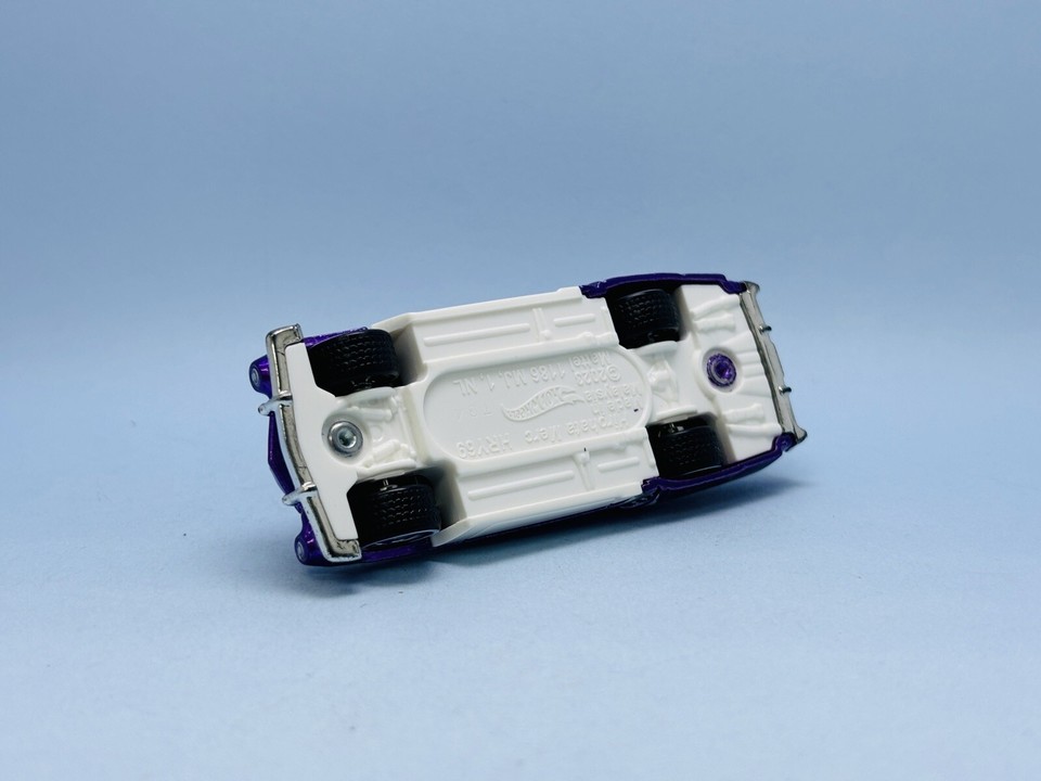 Defect 2025 Hot Wheels Super Treasure Hunt STH Hirohata Merc ,Paint