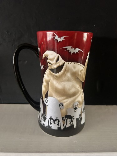NIGHTMARE BEFORE CHRISTMAS Disney Store Tall Ceramic Mug Coffee Cup RARE VGC - Photo 2/4