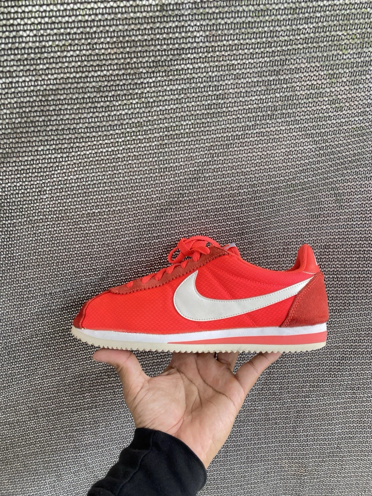 Nike Classic Cortez Nylon Bright Crimson White taglia 10 da donna
