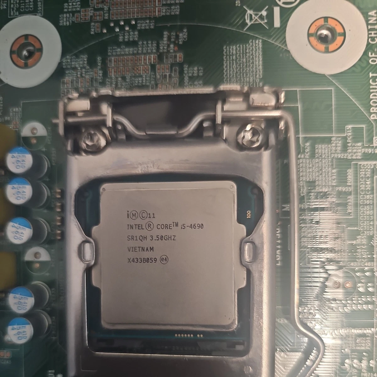 Intel Intel Core i5-4690 Processor Model LGA 1150/Socket H3