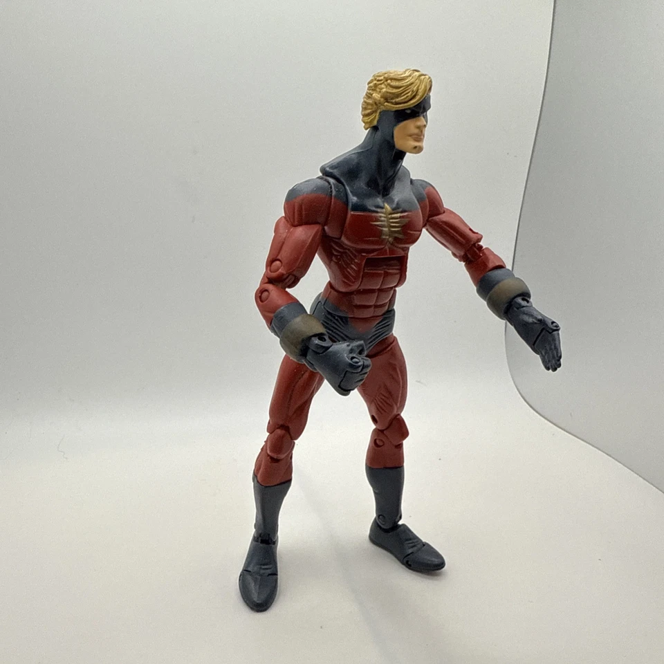 Figura de acción Marvel Legends Captain Mar-Vell 6” Modok BaF Series Toy Biz 2006 Foto 2 de 4
