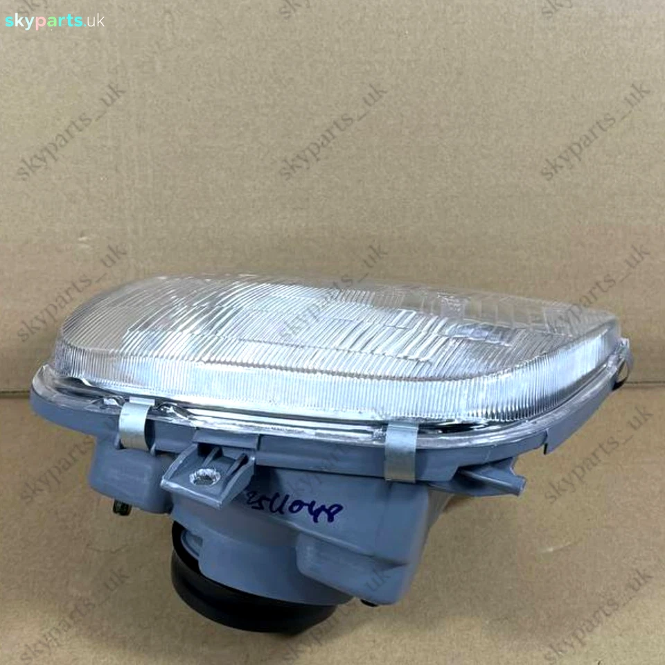 Front Left Hand Side Headlight Lamp For Daihatsu Mira Cuore L200S 1993-1994 - Image 4 of 4