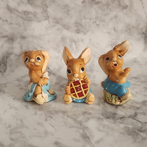 Lot of 7 Pendelfin Hand Painted Stonecraft Bunny Figurines England with Stickers - Picture 9 of 20