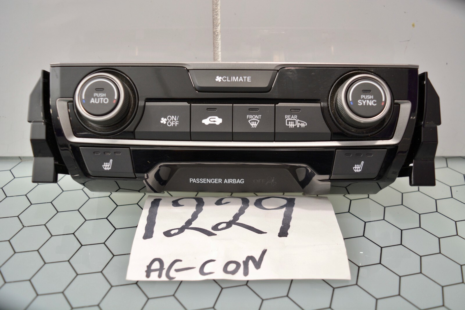 16 17 18 19 Honda Civic Si Coupe AC and Heater Control Used Stock #1229-AC