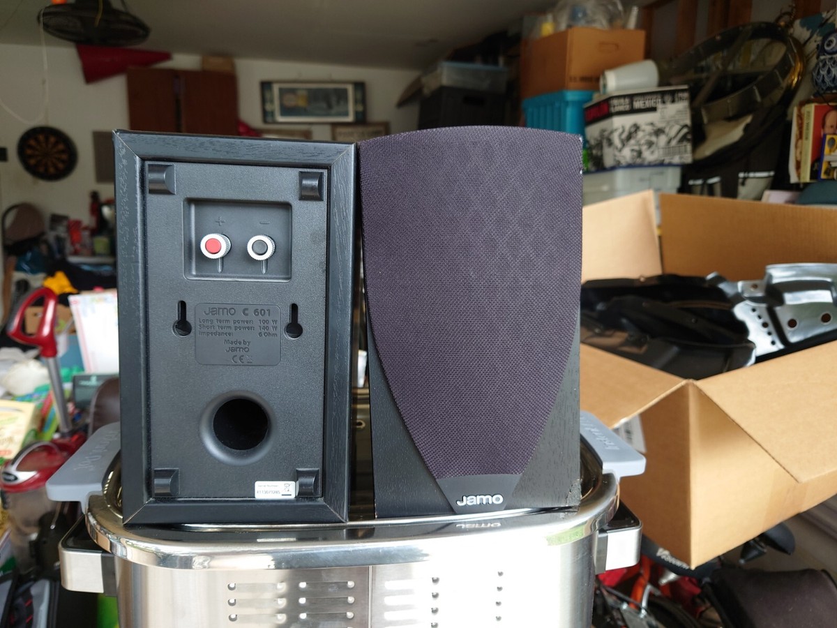 JAMO C601 BOOKSHELF SPEAKERS BLACK