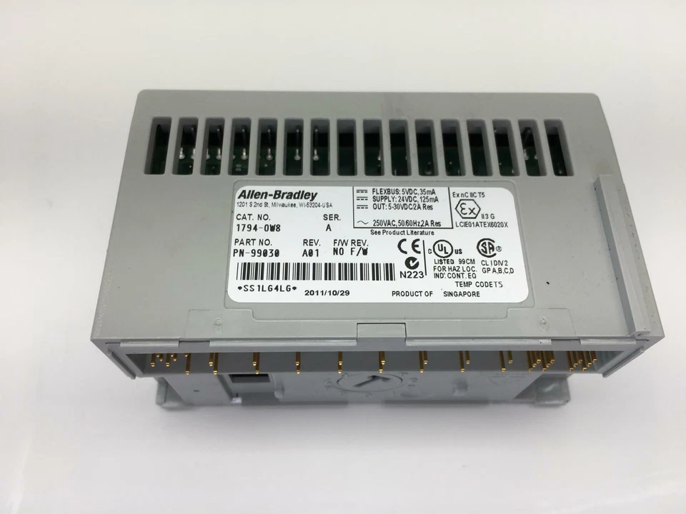 Allen-Bradley Ausgabemodul 1794-OW8 Digital output PN-99030 Serie A Rev. A01 - Bild 2 von 4