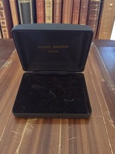 Petite boite vintage Balmain Paris en état d'occasion