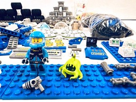 LEGO SET 7066 SPACE ALIEN CONQUEST EARTH DEFENSE HQ - 100% COMPLETE, GENTLY USED
