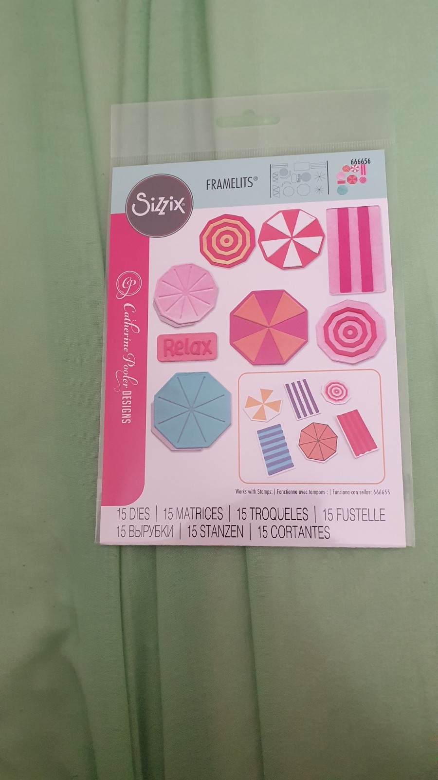 Sizzix Framelits 15 Die Set - Beach Blankets & Brellas 2 665894 Catherine Pooler