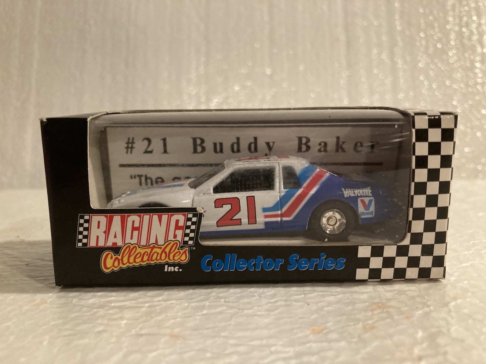 BUDDY BAKER 1983 ORIGINAL RELEASED #21 VALVOLINE FORD T-BIRD 1/64 CWC VERY RARE