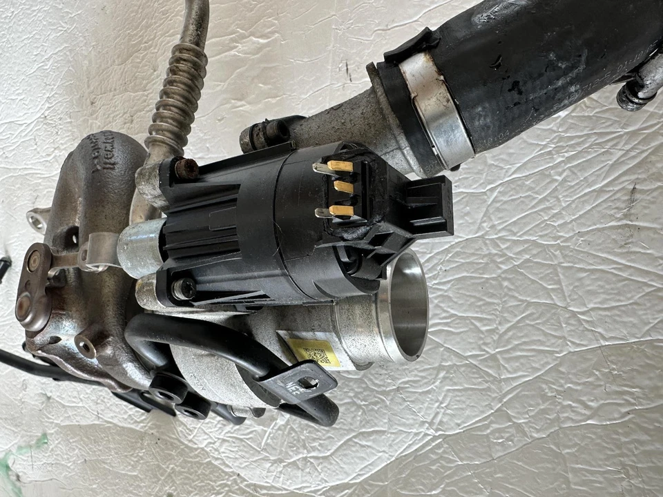 RIGHT TURBO CHARGER KIA STINGER GENESIS G80 V6 3.3L 2018 -2020 OEM # 28231-3L110 - Image 3 of 4