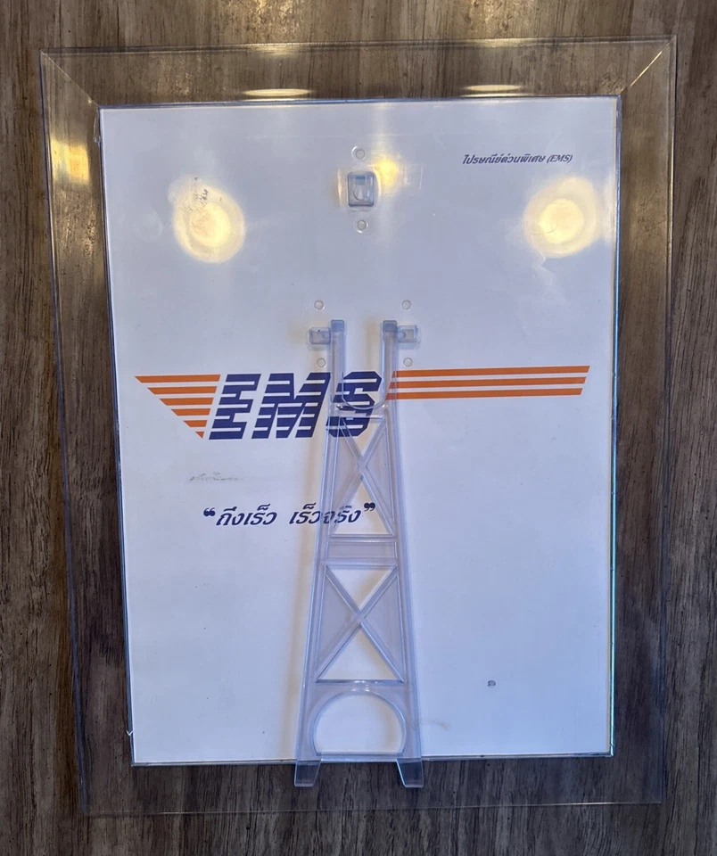 14 estampillas vintage enmarcadas de Tailandia de los años 90’s de Tailandia estampillas vintage Foto 2 de 4