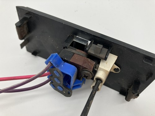 68-70 Buick Electra LeSabre Riviera Wildcat Rear Defogger Defroster Switch USED - Picture 3 of 5
