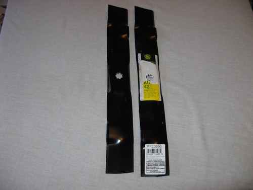 John Deere GY20850 2 Mower Blades 102 105 115 125 LA 100 135 D 110 X 120 Z 225