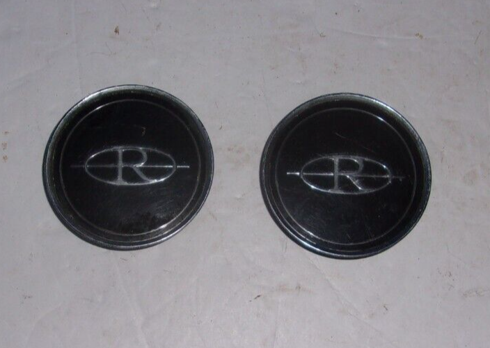 2 Pre Owned Vintage Buick Riviera Wire Hubcap Center Caps