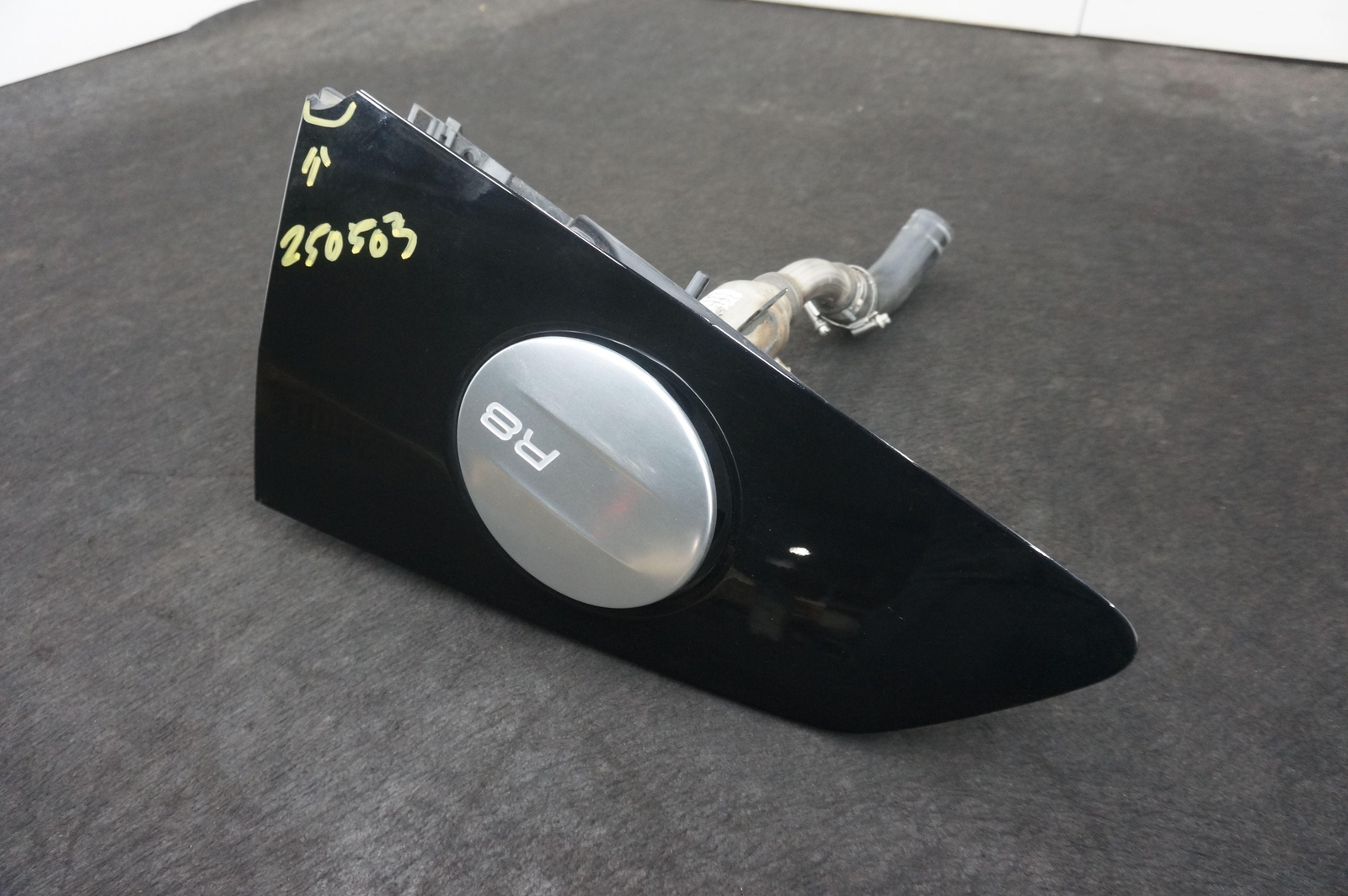 Rear Right Side Fuel Tank Door W/ Filler Neck 4S8853060A Audi R8 4S 2023 *Note