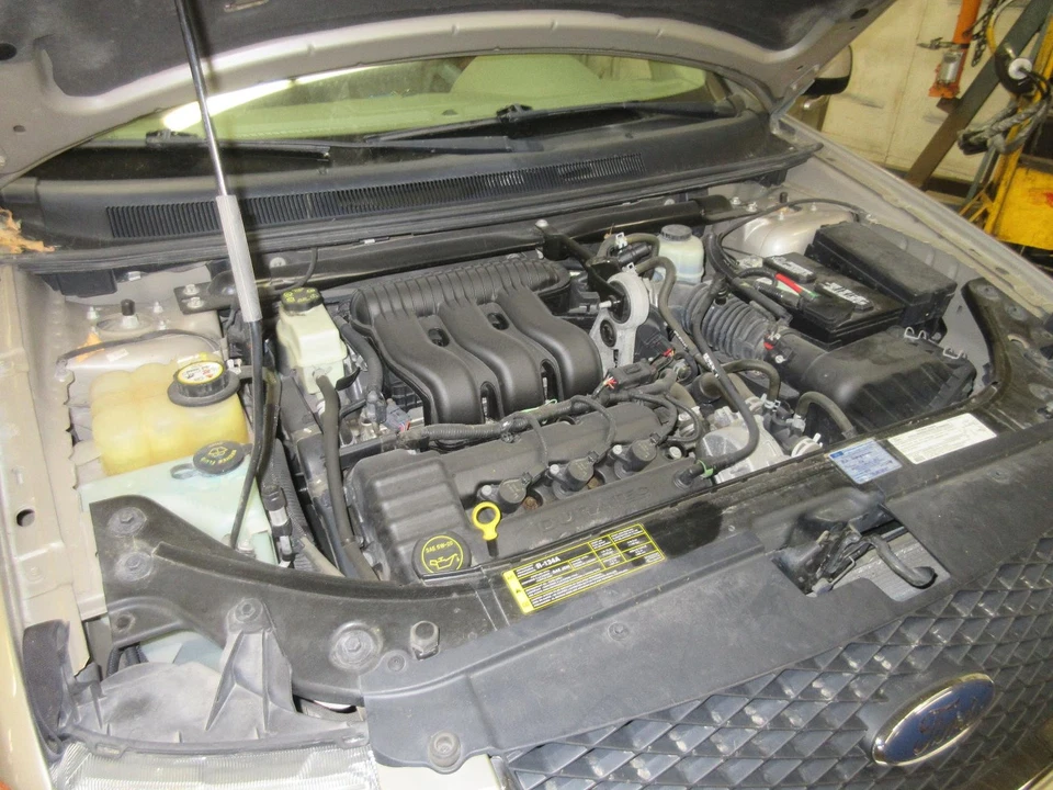 Used Front Left Fender fits: 2006 Ford Freestyle Front Left Grade A Foto 3 de 4