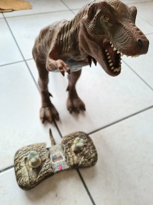 Dinotronic T-Rex mit Funkfernbedienung - Datum 2000 - Funktioniert nicht?