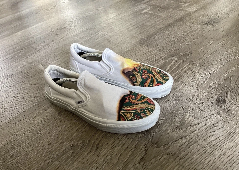 Zapatos sin cordones Vans Classic Big Reveal blancos/paisley para hombre 7,5 para mujer 9 Foto 2 de 4