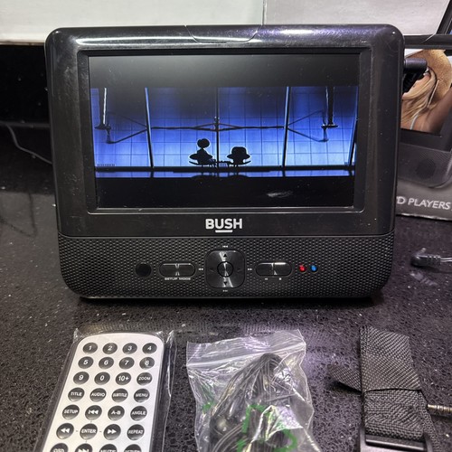 Bush DVD8791CUK 7-Inch Portable Travel Screen DVD Player 1x Screen Unit - Picture 2 of 22