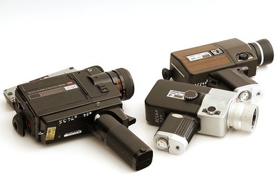 Konvolut 3 alte Filmkameras 1x Eumig 1x Naigai 1x Raynox - ungeprüft !