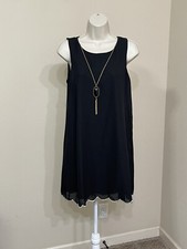 Lily Rose Women’s Black Round Neck Sleeveless Scallop Shift Short Dress s S