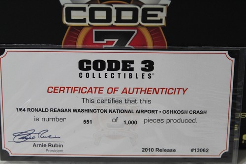CODE 3 COLLECTIBLES Ronald Reagan Washington National Airport MWAA Oshkosh Crash - Picture 3 of 3