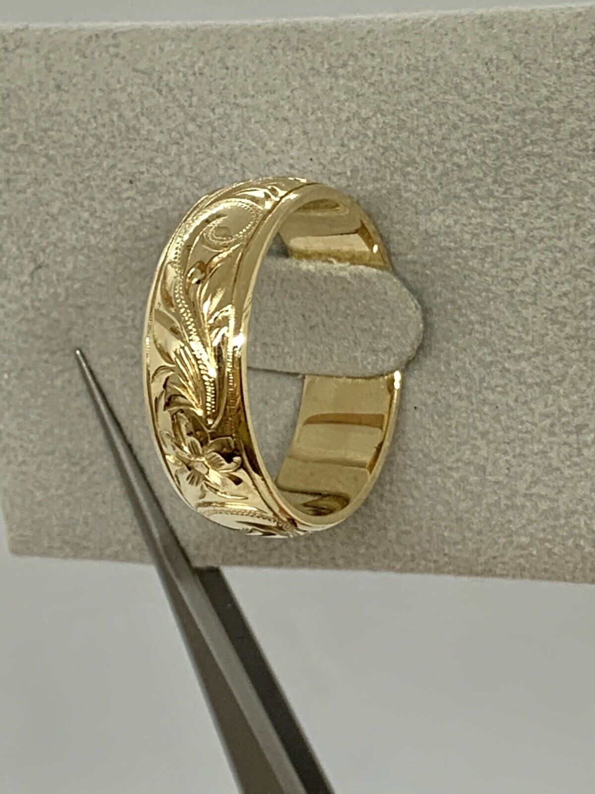 14k Yellow Gold Hand Engraved Hawaiian Ring Plume… - image 5