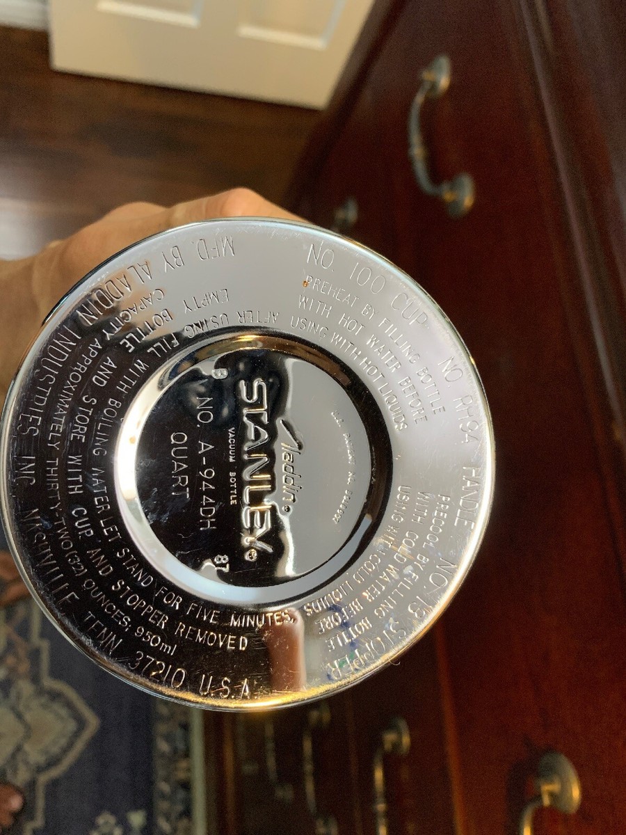 Vintage Aladdin Stanley No. A-944DH Unbreakable Steel QuartThermos