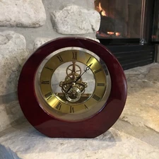 Mantel Clock of Rosewood Piano-Wood Skeleton Movement/DOS Engraving Plate