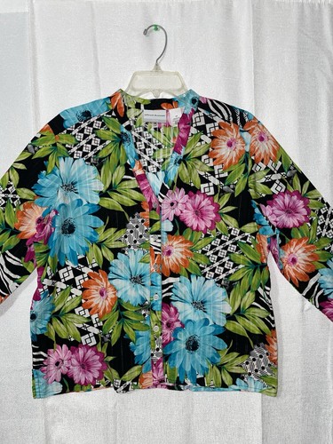 Alfred Dunner Sz 16P Fun Bright Multicolor Floral Top Button Up V-neck Cruise - Picture 3 of 21
