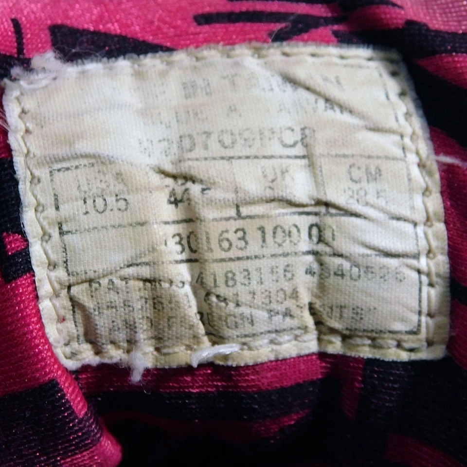 VTG Nike Air Huarache Flight Sneakers Size Mens 10.5 Crumbled Soles White 90s - Image 2 of 4