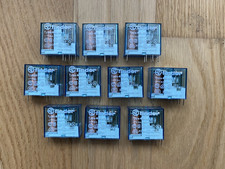 10 Stück Relais 2xUm 8A 250V  24V  finder 40.52S