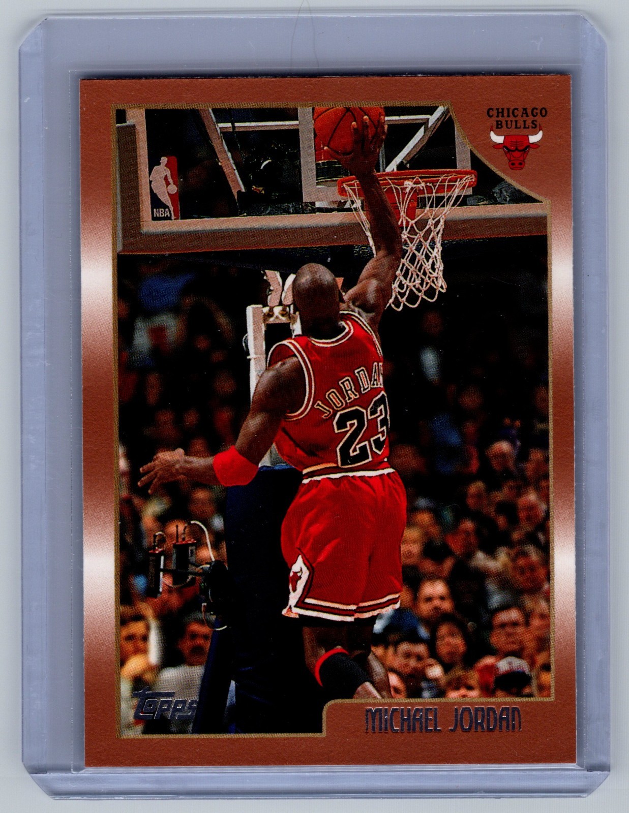 1998-99 Topps - Michael Jordan #77