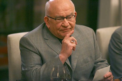 Studio 60 On The Sunset Strip Edward Asner as Wilson White TV Old Photo 2