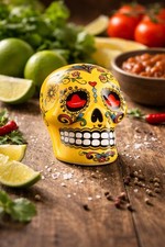 Sierra Tequila Salz- & Zimtstreuer Skull Gelb mit Sierra Logo – ca. 5 cm
