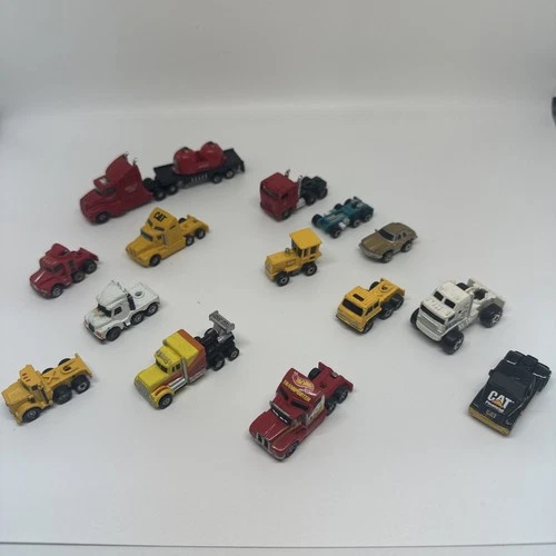 MICRO MACHINES Hot Wheels MIXED LOT OF VINTAGE VEHICLES CONSTRUCTION