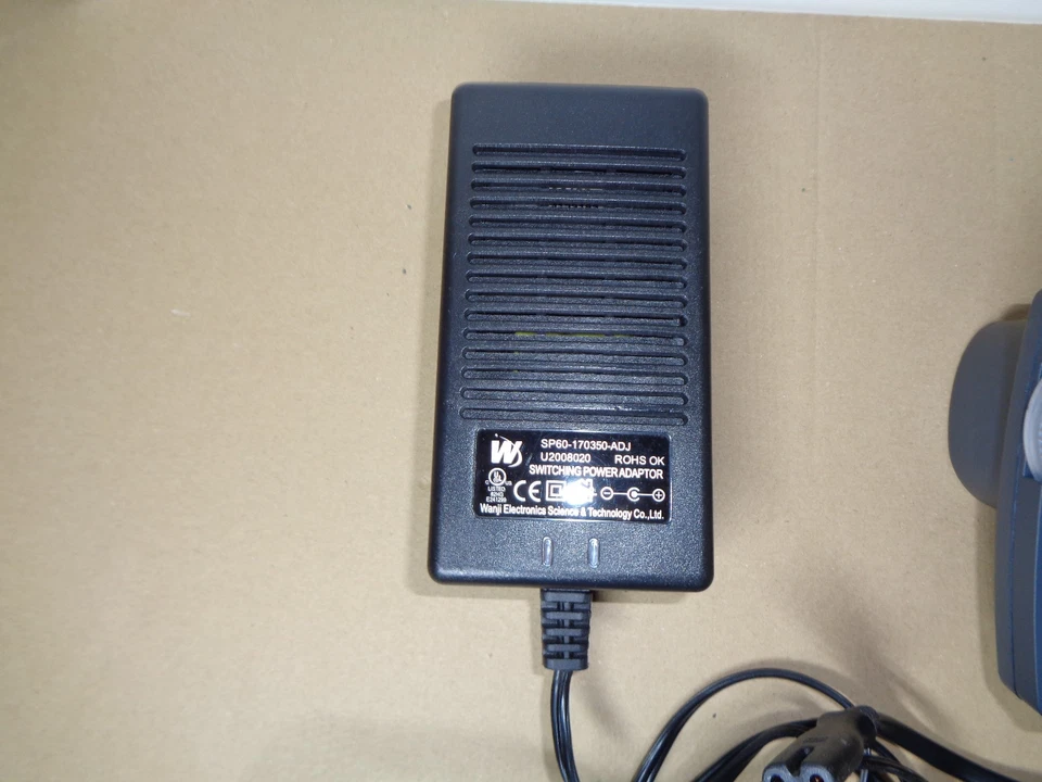 ESU 50200, ECoS 2 Zentrale, 15-21 Volt einstellbar, OVP., getestet, Kleinteile - Bild 3 von 4