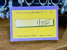 Vandoren 25 Clarinet Reeds (NOS Sealed 1960s) - Med Hard - Marque Deposee 162123