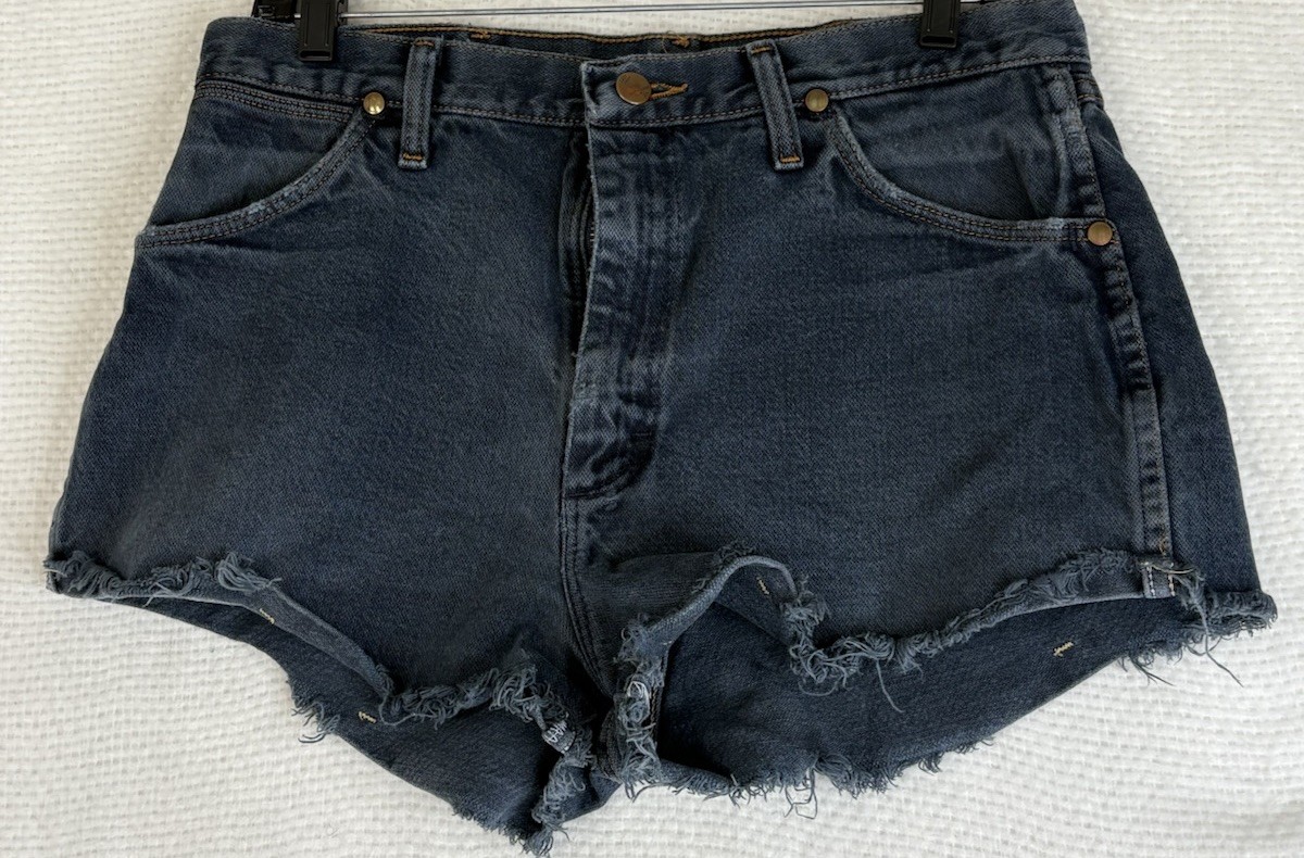 Wrangler High Rise Festival Denim Shorts Womens W32 Cut Off Jeans Blue
