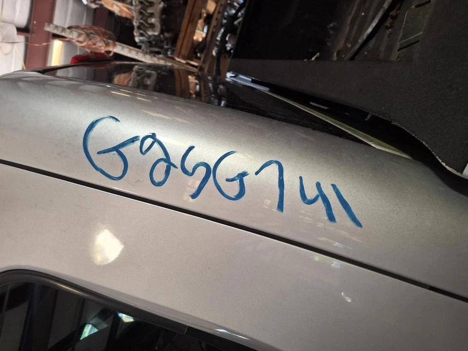 Espejo retrovisor interior delantero central usado se adapta a: camioneta GMC Sierra 1500 2012 con Foto 2 de 4