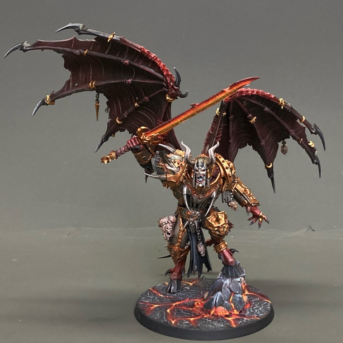 GOLDEN DEMON LEVEL Daemon Prince - 40K/AoS Chaos Display Model