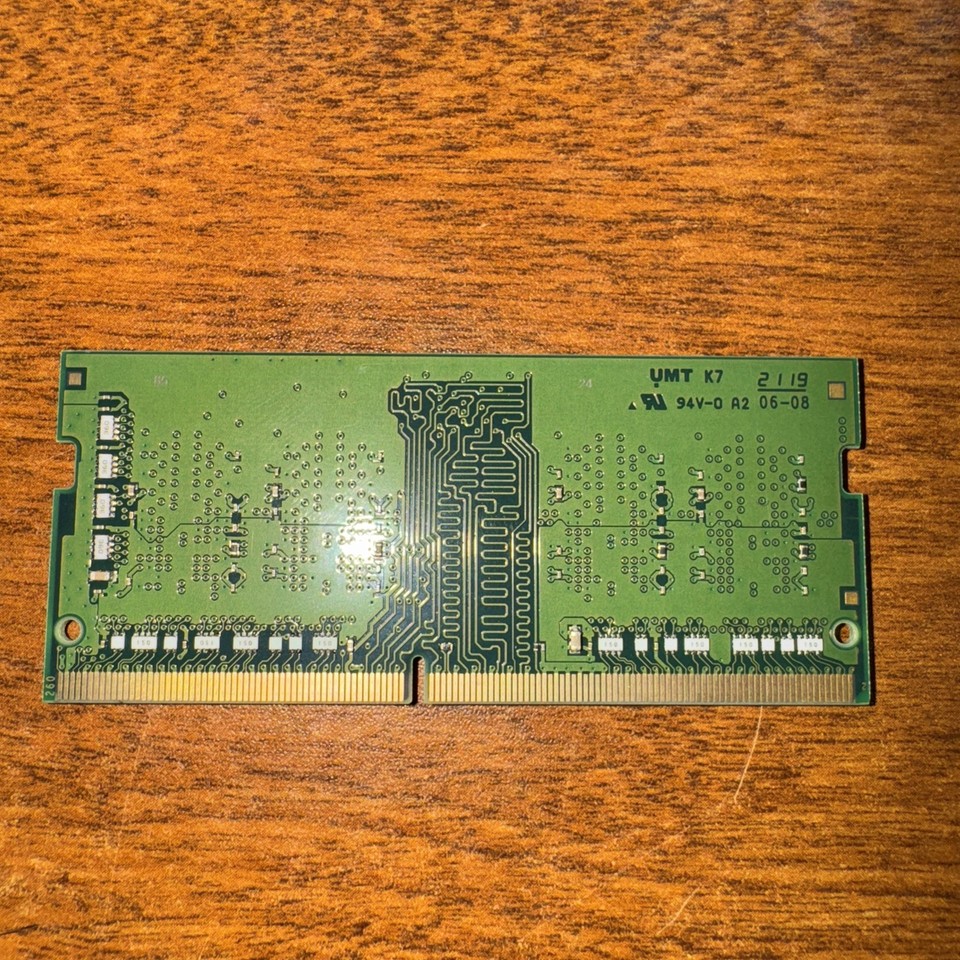 Barrette De Mémoire RAM Kingston 16Go (1x16Go) Pour Dell Latitude 5511 - DDR4 3200MHz PC4-25600 SO-DIMM