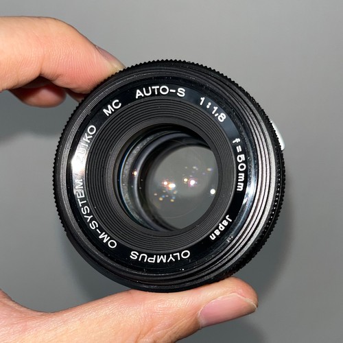 OLYMPUS OM-1 SLR 35mm Film Camera w/ ZUIKO MC AUTO-S 50mm F1.8!(little issue) - Picture 17 of 24