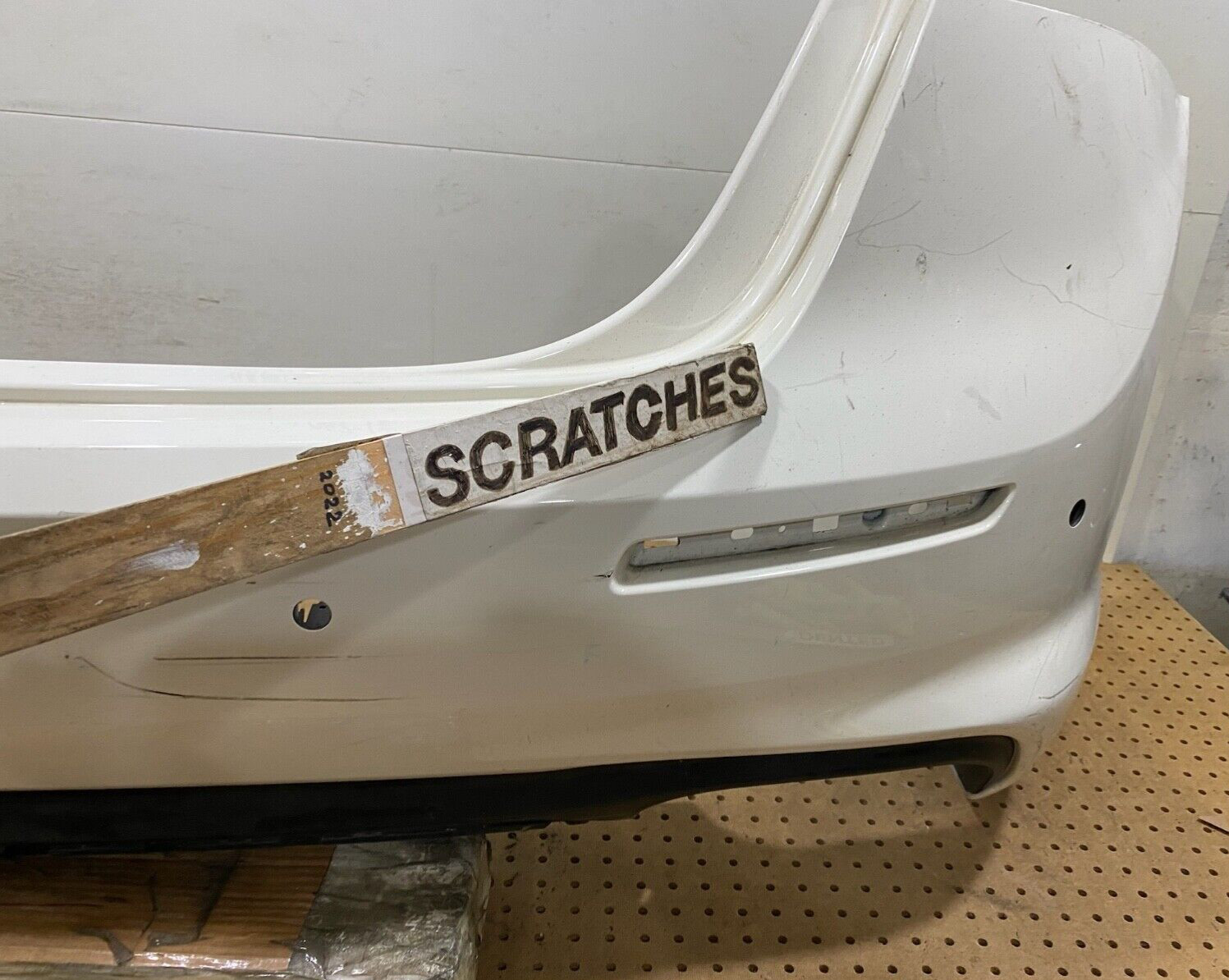 2018-2020 Maserati Ghibli Rear Bumper OEM 670097561