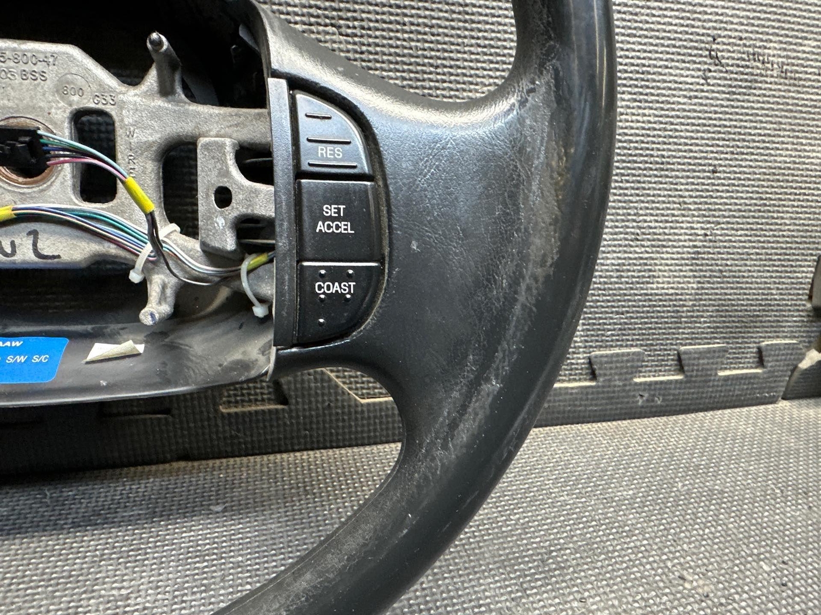Picture 2 of 9