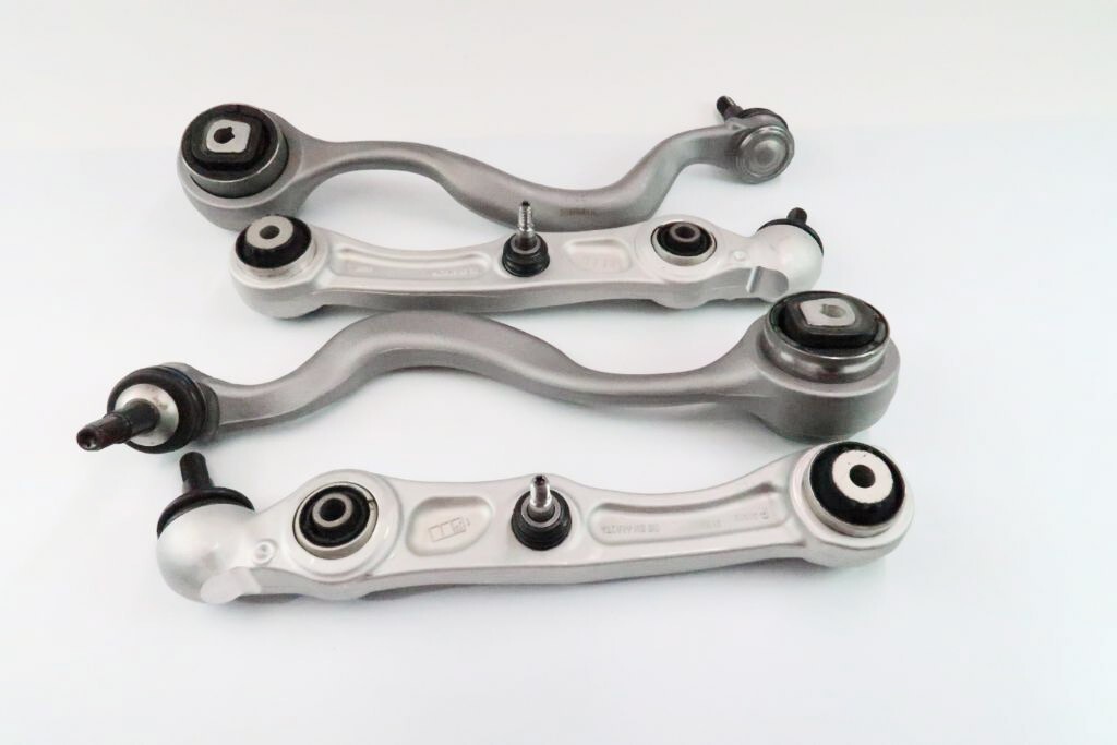 Rolls Royce Cullinan lower control arms tension struts wishbone 1421