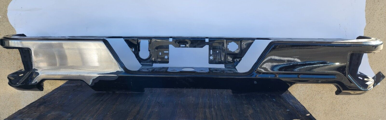 20192023 GMC Sierra 1500 Rear Bumper(w/Exhaust Cutouts). OEM Local Pickup eBay