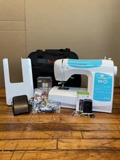 Singer C5200 Computerized 80 Stitch Sewing Machine w/ Carry Case Accessories