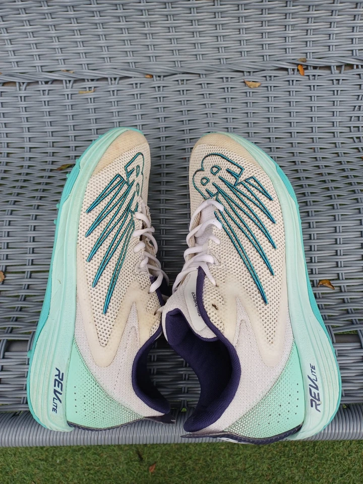 New Balance CK 10 Cricket Spikes Men White, Size UK 9.5, EU 44 - Image 2 of 4